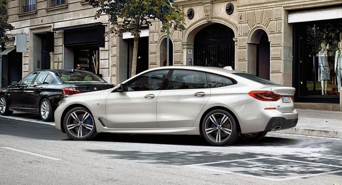 BMW представила на Франкфуртському автосалоні BMW 6 Series Gran Turismo BMW представила на Франкфуртському автосалоні BMW 6 Series Gran Turismo