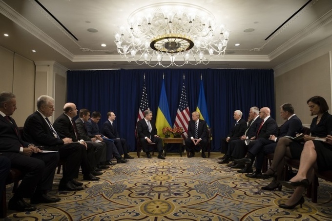 Трамп – Порошенку: «Бізнес зараз серйозно цікавиться Україною» Трамп – Порошенку: «Бізнес зараз серйозно цікавиться Україною»