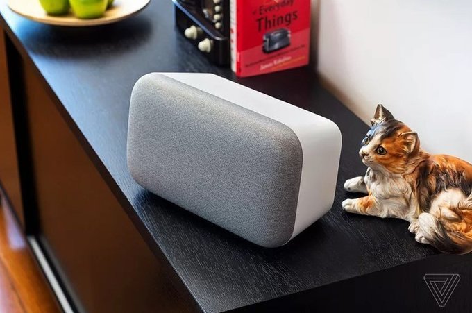 Google представила нові гаджети – смартфони, ноутбук і «розумні колонки» Google представила нові гаджети – смартфони, ноутбук і «розумні колонки»