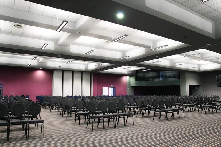В Киеве открылся многофункциональный «конгресс-холл» Mercure Congress Centre В Киеве открылся многофункциональный «конгресс-холл» Mercure Congress Centre