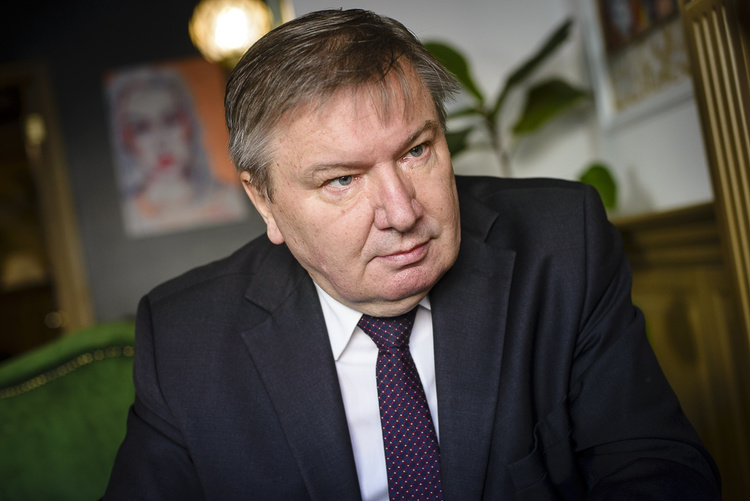 Ежи Миллер: Главные риски медреформы – промедление и непрозрачность Ежи Миллер: Главные риски медреформы – промедление и непрозрачность