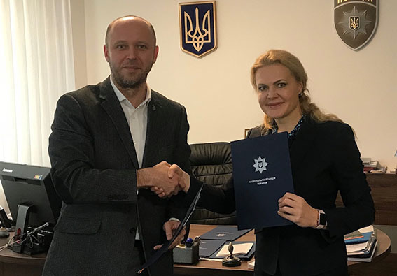 Нацполіція і Microsoft-Україна співпрацюватимуть у сфері кібербезпеки Нацполіція і Microsoft-Україна співпрацюватимуть у сфері кібербезпеки