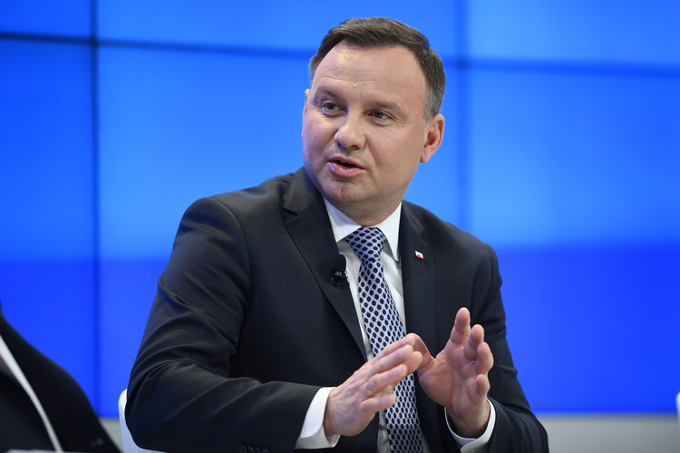 Підсумки четвертого дня Давоса: європейський Порошенко, кібервійни і привабливий Дональд Трамп Підсумки четвертого дня Давоса: європейський Порошенко, кібервійни і привабливий Дональд Трамп