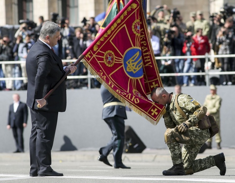 Українське Міноборони тоне в корупції і тягне за собою українську армію – The New York Times Українське Міноборони тоне в корупції і тягне за собою українську армію – The New York Times