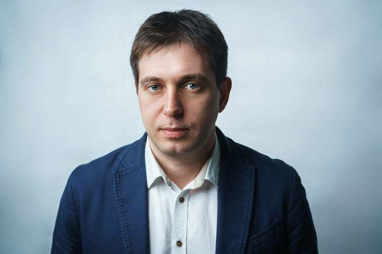 Макс Яковер: «Традиционное мышление банков мешает запускать упрощающие жизнь fintech-инструменты» Макс Яковер: «Традиционное мышление банков мешает запускать упрощающие жизнь fintech-инструменты»