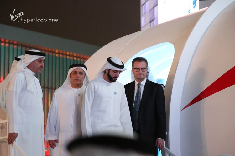 Hyperloop One показала, як виглядатиме всередині капсула для пасажирів Hyperloop One показала, як виглядатиме всередині капсула для пасажирів