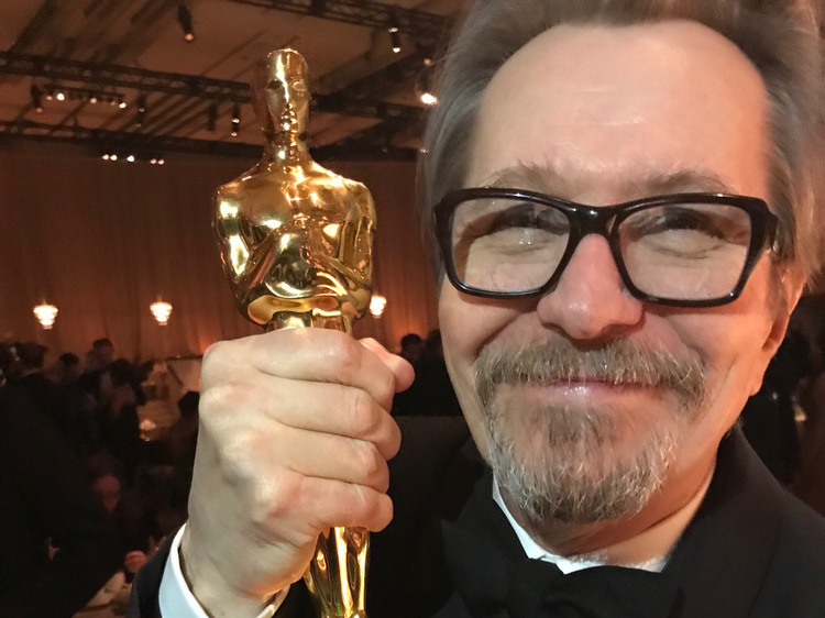 Послевкусие «Оскара»: чем удивила, озадачила и повеселила нынешняя церемония Послевкусие «Оскара»: чем удивила, озадачила и повеселила нынешняя церемония