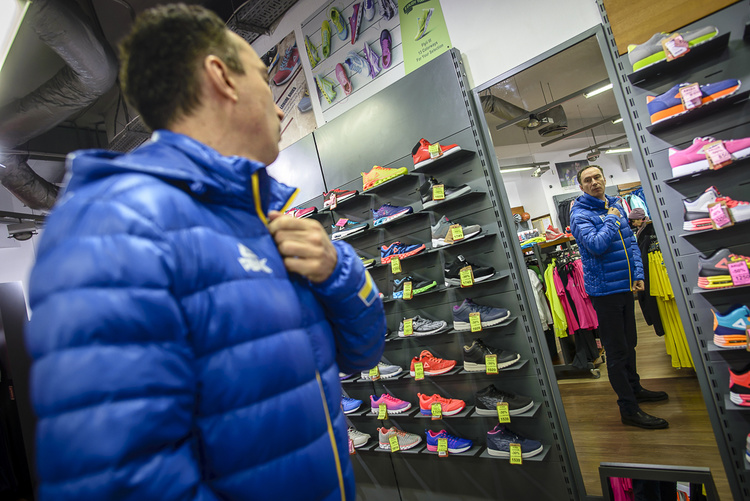 !!!Глава Peak в Україні: «Тільки у нас створюють дизайн форми для Олімпійської збірної» !!!Глава Peak в Україні: «Тільки у нас створюють дизайн форми для Олімпійської збірної»