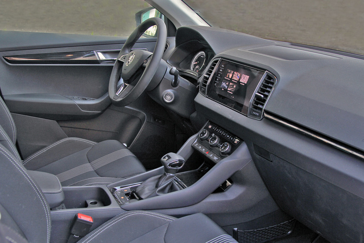 Сім правил життя з кросовером Skoda Karoq 1.5 TSI Сім правил життя з кросовером Skoda Karoq 1.5 TSI
