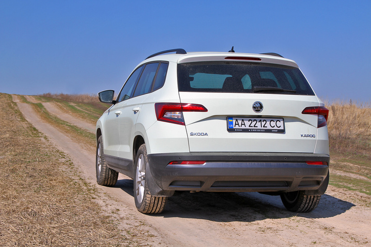 Сім правил життя з кросовером Skoda Karoq 1.5 TSI Сім правил життя з кросовером Skoda Karoq 1.5 TSI