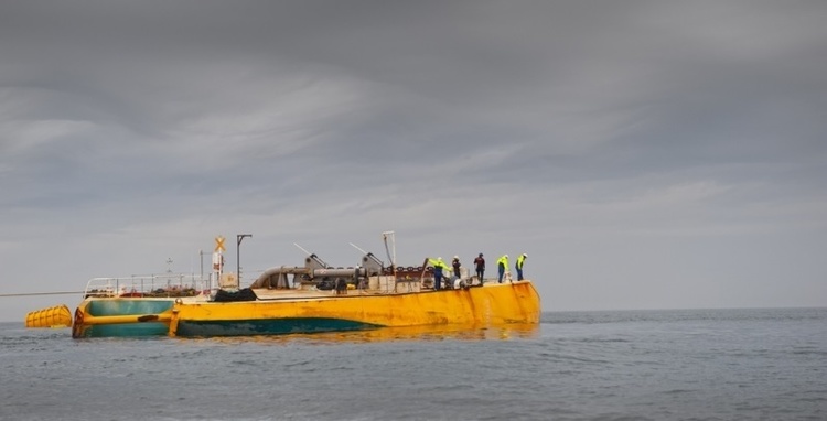 Вчені придумали ще один спосіб, як добувати електроенергію – з морських хвиль Вчені придумали ще один спосіб, як добувати електроенергію – з морських хвиль