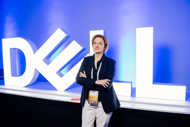 Региональный генеральный менеджер Dell EMC: «Нельзя выстроить цифровое государство на оборудовании, которое обросло мхом» Региональный генеральный менеджер Dell EMC: «Нельзя выстроить цифровое государство на оборудовании, которое обросло мхом»