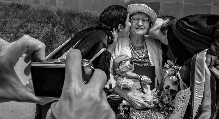 Ради науки: как и зачем одна женщина стала «вечно живущим трупом» Ради науки: как и зачем одна женщина стала «вечно живущим трупом»