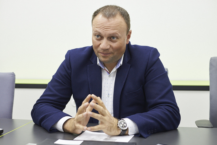 Глава совета директоров логистической компании «Iн Тайм»: «Государство постоянно пытается вмешиваться в международную доставку» Глава совета директоров логистической компании «Iн Тайм»: «Государство постоянно пытается вмешиваться в международную доставку»