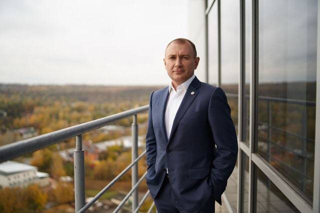 Вячеслав Климов і Володимир Поперешнюк: «Президенти приходять і йдуть, а «Нова Пошта» залишається» Вячеслав Климов і Володимир Поперешнюк: «Президенти приходять і йдуть, а «Нова Пошта» залишається»