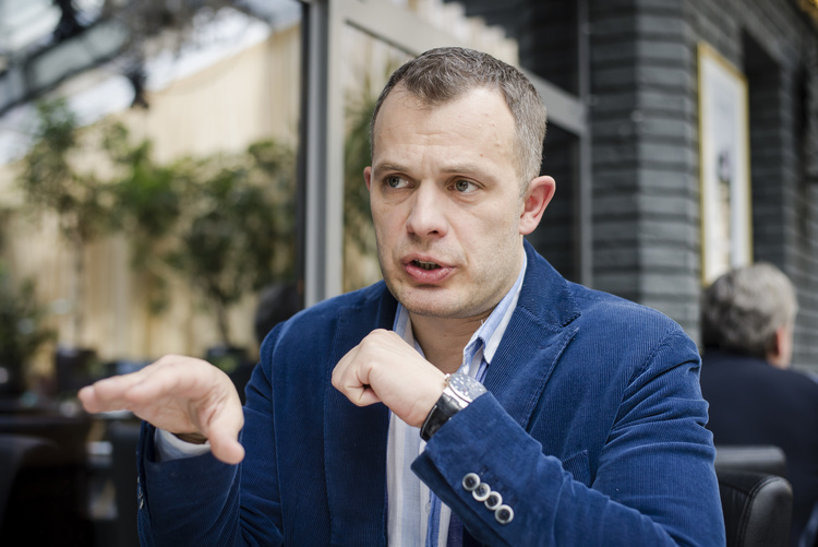 Ігор Тинний: «Відновлювана генерація є єдиним варіантом розвитку енергетики. Все решта – від лукавого» Ігор Тинний: «Відновлювана генерація є єдиним варіантом розвитку енергетики. Все решта – від лукавого»