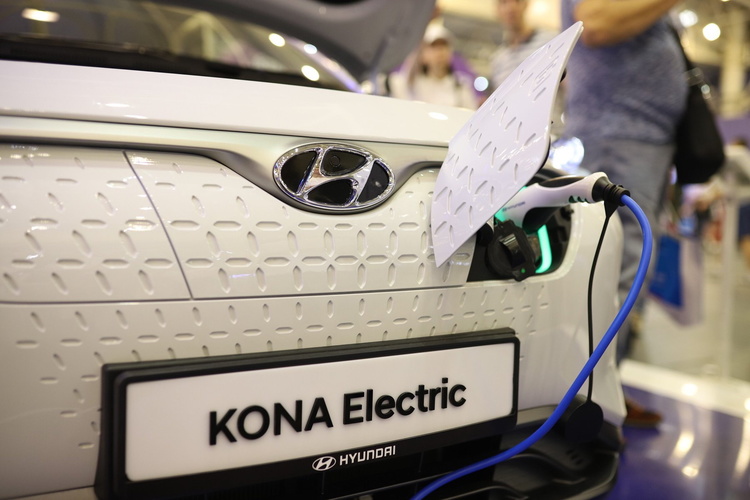 Презентация электромобиля Hyundai Kona Electric: кто и как формирует выбор IT-поколения Презентация электромобиля Hyundai Kona Electric: кто и как формирует выбор IT-поколения