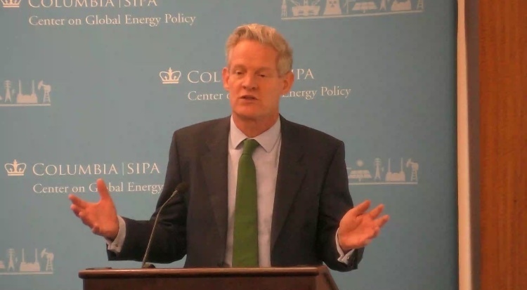 Головний економіст British Petroleum: «Проблема безпеки залишає глибокі шрами на тілі світової енергетики» Головний економіст British Petroleum: «Проблема безпеки залишає глибокі шрами на тілі світової енергетики»