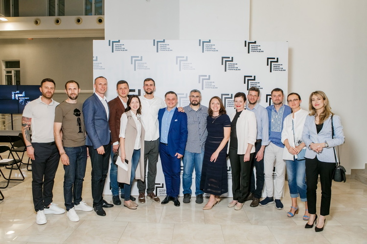 Допомога за внутрішнім покликом Допомога за внутрішнім покликом