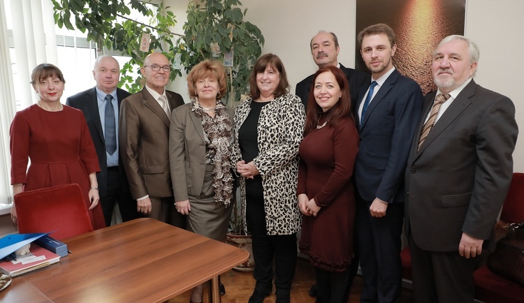 «Чисті фінанси»: що нового у світовому досвіді «Чисті фінанси»: що нового у світовому досвіді