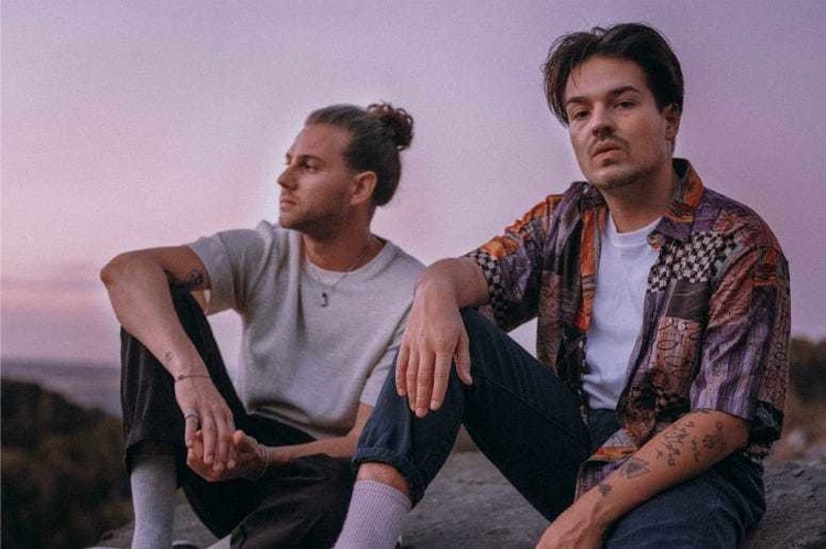 Плейлист января: новые альбомы Milky Chance, Beck, Mac Miller и не только Плейлист января: новые альбомы Milky Chance, Beck, Mac Miller и не только