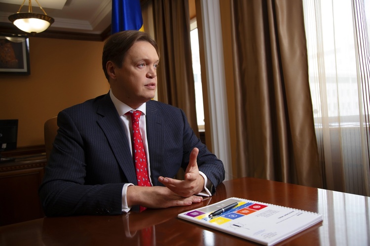 Дмитро Сенниченко: «Наше головне завдання – повернути довіру до приватизації» Дмитро Сенниченко: «Наше головне завдання – повернути довіру до приватизації»