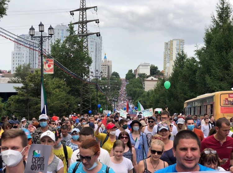 У Хабаровську 15 днів тривають мітинги У Хабаровську 15 днів тривають мітинги