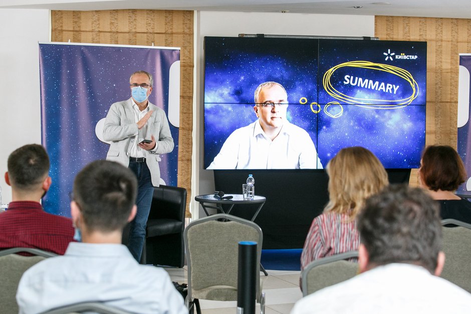 Президент «Киевстар»: «Мы не конкурируем с финансовой системой, а дополняем ее» Президент «Киевстар»: «Мы не конкурируем с финансовой системой, а дополняем ее»