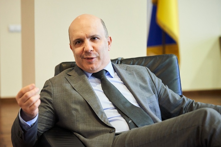 Роман Абрамовский: «Офіційний обсяг незаконних рубок лісу у 2020 році знизився вдвічі» Роман Абрамовский: «Офіційний обсяг незаконних рубок лісу у 2020 році знизився вдвічі»