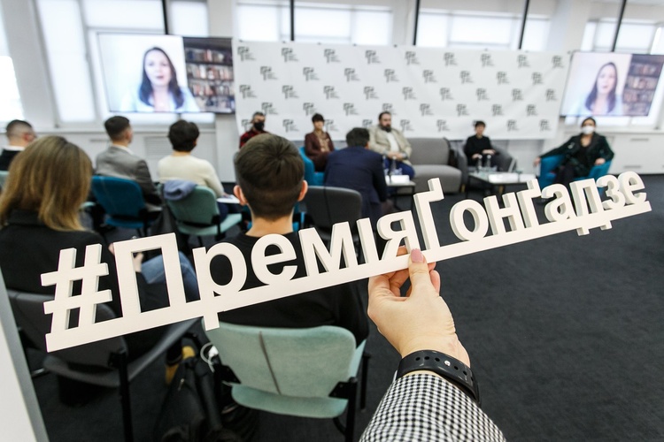 Медіадень: Як змінюються ті, хто розповідає нам про Україну і світ Медіадень: Як змінюються ті, хто розповідає нам про Україну і світ