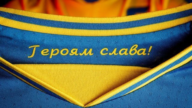 Акценти тижня: політика на футбольному полі, американо-російський нестійкий компроміс та сировинні протиріччя «зеленої» енергетики Акценти тижня: політика на футбольному полі, американо-російський нестійкий компроміс та сировинні протиріччя «зеленої» енергетики