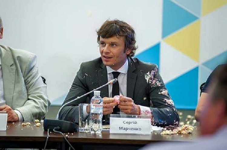 Оскорбление величества: 5 случаев, когда с политиками не церемонились Оскорбление величества: 5 случаев, когда с политиками не церемонились