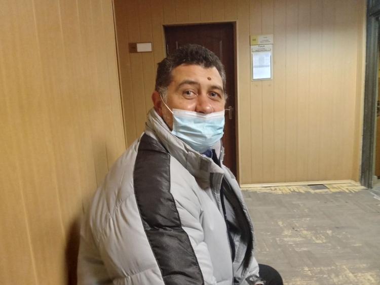 Адвокат ексголови «Українського професійного банку» напав на журналістку в суді Адвокат ексголови «Українського професійного банку» напав на журналістку в суді