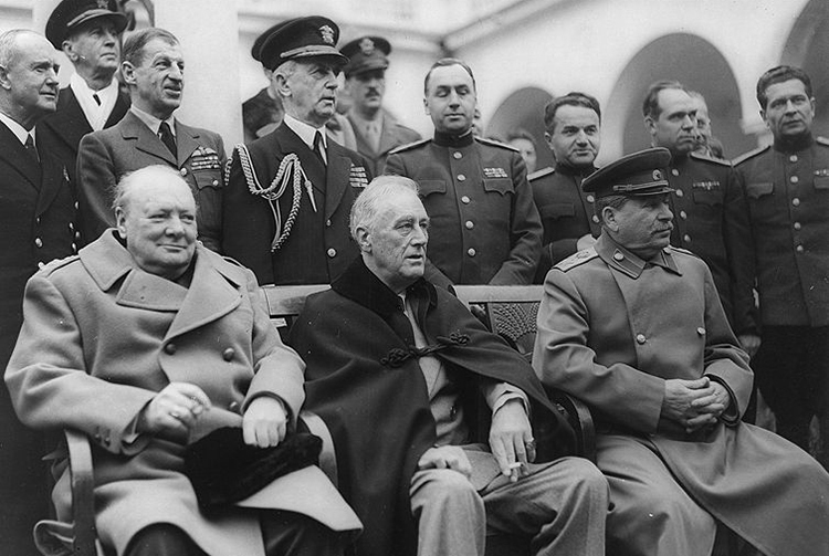 Nota Bene: почему Путину не удается переписать историю заново Nota Bene: почему Путину не удается переписать историю заново