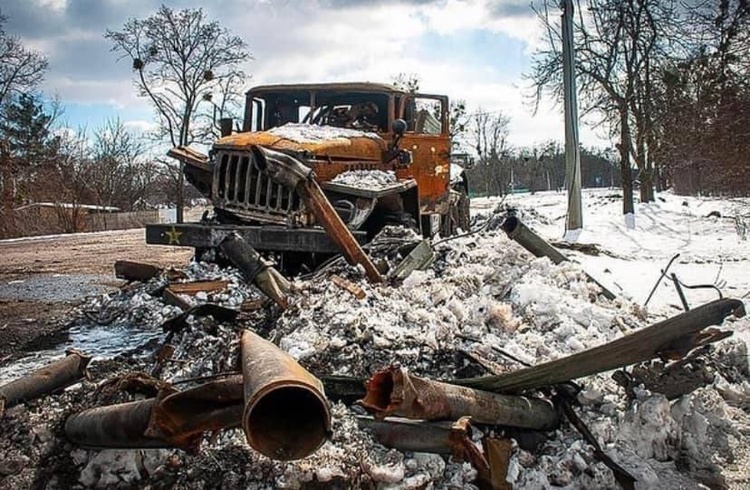 Вдав місцевого: український військовий розповів, як вони затримали збитого у Харкові російського льотчика Вдав місцевого: український військовий розповів, як вони затримали збитого у Харкові російського льотчика