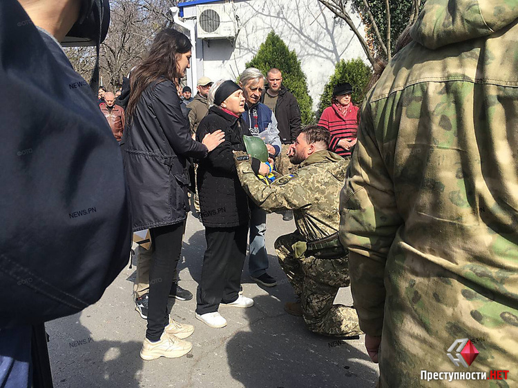 В Николаеве попрощались с ветераном ВСУ Дмитрием Олейником В Николаеве попрощались с ветераном ВСУ Дмитрием Олейником