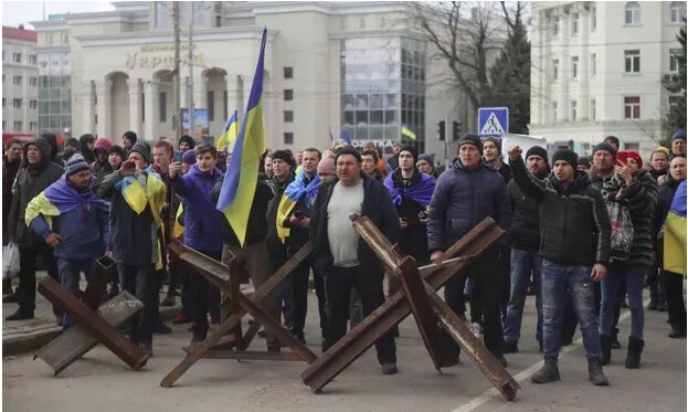 Російський солдат, який втік з росії, розповів The Guardian про “гниль”, яка лежить в основі нападу на Україну Російський солдат, який втік з росії, розповів The Guardian про “гниль”, яка лежить в основі нападу на Україну