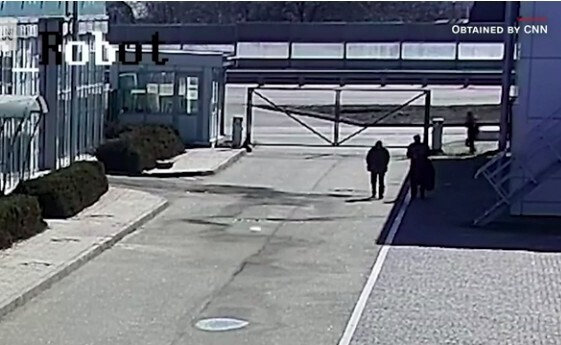 Українська прокуратура завдяки CNN ідентифікувала російського солдата, підозрюваного у вбивстві цивільних Українська прокуратура завдяки CNN ідентифікувала російського солдата, підозрюваного у вбивстві цивільних
