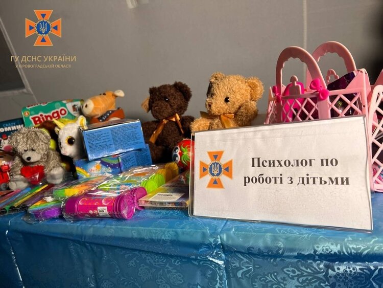 Не мішки тягати: що означають президентські претензії до «Пунктів незламності» у столиці Не мішки тягати: що означають президентські претензії до «Пунктів незламності» у столиці