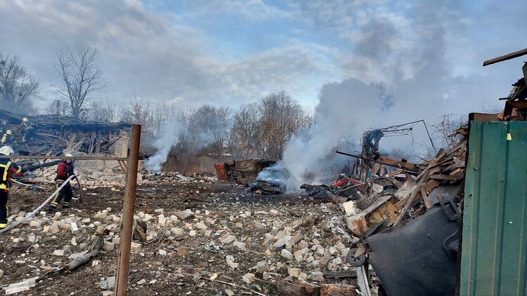 ОНОВЛЮЄТЬСЯ: Ворог почав новий масований ракетний обстріл України ОНОВЛЮЄТЬСЯ: Ворог почав новий масований ракетний обстріл України