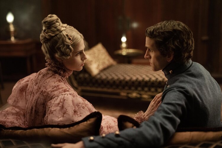 Прем’єра тижня на Netflix: яким вийшов детективний трилер “Блідо-блакитне око” з молодим Едгаром Алланом По та старим Крістіаном Бейлом Прем’єра тижня на Netflix: яким вийшов детективний трилер “Блідо-блакитне око” з молодим Едгаром Алланом По та старим Крістіаном Бейлом