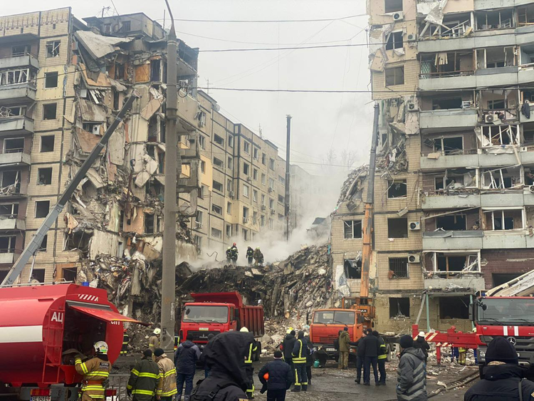 ОНОВЛЕНО: Кількість загиблих внаслідок обстрілу Дніпра зросла до 25 людей ОНОВЛЕНО: Кількість загиблих внаслідок обстрілу Дніпра зросла до 25 людей