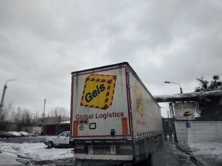 Від Києва до найгарячіших точок: Фонд «Миру і Добра» допомагає українцям від початку повномасштабного вторгнення Від Києва до найгарячіших точок: Фонд «Миру і Добра» допомагає українцям від початку повномасштабного вторгнення