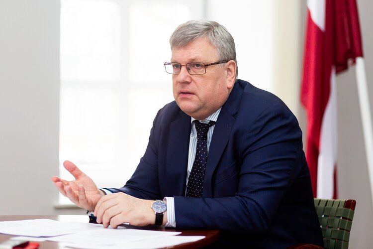 Посол Латвийской Республики в Украине: «Не компания VS Energy сворачивает здесь свой бизнес, а Украина заставляет ее это сделать» Посол Латвийской Республики в Украине: «Не компания VS Energy сворачивает здесь свой бизнес, а Украина заставляет ее это сделать»