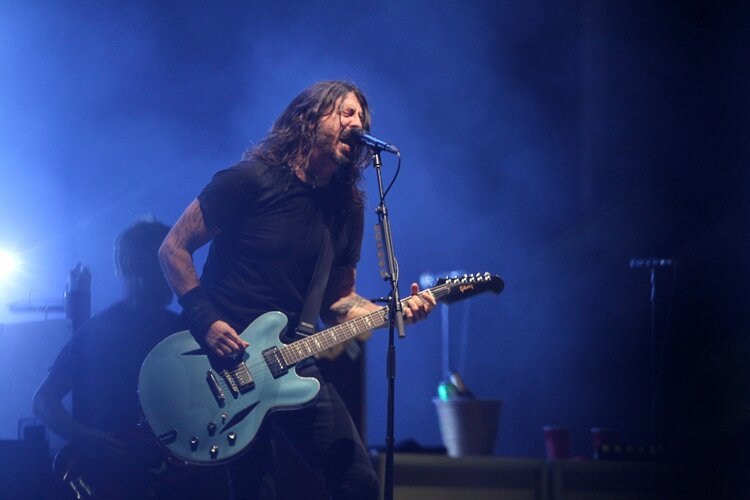 Плейліст травня: новий трек Foo Fighters, тизери від Blur і Queens of the Stone Age, дует О.Е. та Kola й інші релізи, на які варто звернути увагу Плейліст травня: новий трек Foo Fighters, тизери від Blur і Queens of the Stone Age, дует О.Е. та Kola й інші релізи, на які варто звернути увагу