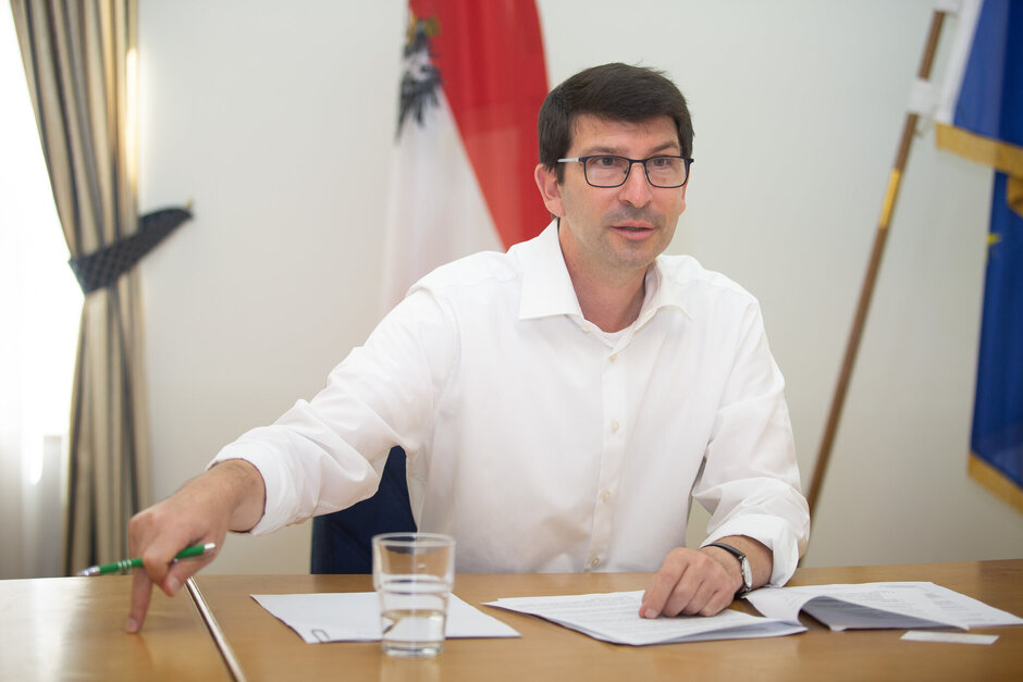 Посол Австрії в Україні: «Маленькі й середні австрійські підприємства зазнали вагомих втрат на окупованих рф українських територіях» Посол Австрії в Україні: «Маленькі й середні австрійські підприємства зазнали вагомих втрат на окупованих рф українських територіях»