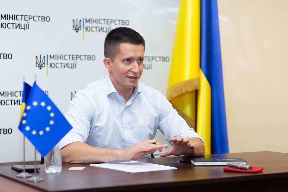 Керівник Офісу протидії рейдерству при Мін’юсті: «Зараз розповсюдженою є практика використання підроблених довіреностей, виданих за кордоном» Керівник Офісу протидії рейдерству при Мін’юсті: «Зараз розповсюдженою є практика використання підроблених довіреностей, виданих за кордоном»