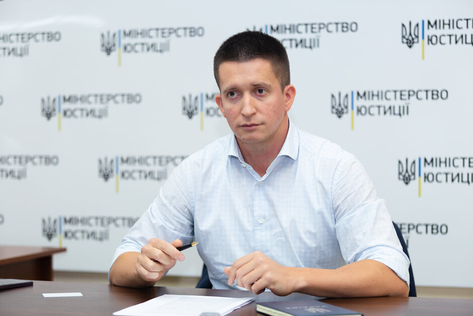 Керівник Офісу протидії рейдерству при Мін’юсті: «Зараз розповсюдженою є практика використання підроблених довіреностей, виданих за кордоном» Керівник Офісу протидії рейдерству при Мін’юсті: «Зараз розповсюдженою є практика використання підроблених довіреностей, виданих за кордоном»