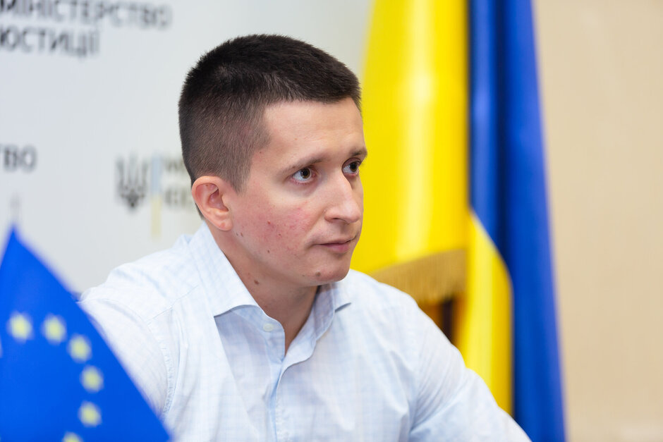 Керівник Офісу протидії рейдерству при Мін’юсті: «Зараз розповсюдженою є практика використання підроблених довіреностей, виданих за кордоном» Керівник Офісу протидії рейдерству при Мін’юсті: «Зараз розповсюдженою є практика використання підроблених довіреностей, виданих за кордоном»