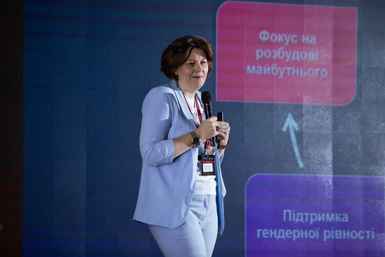 Жіноче лідерство під час війни: про що говорили на івенті STALEVI Жіноче лідерство під час війни: про що говорили на івенті STALEVI